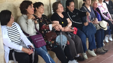 טיולים מזמרים