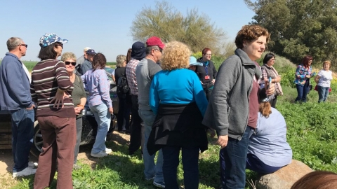 טיולים מזמרים